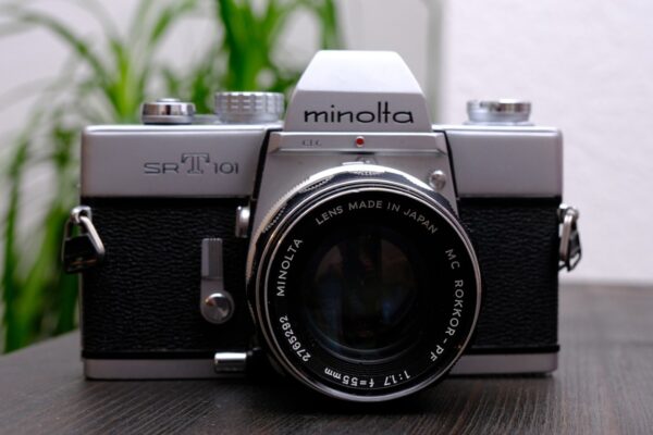 Minolta SRT-101 inkl Objektiv Rokkor MC 1.7 / 55 | Top Zustand
