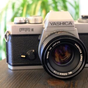Yashica FR-II chrome mit Yashica Lens ML 1,7 / 50 mm | Top Zustand