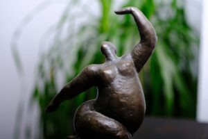 Bronzefigur nach Milo "Die Tänzerin" | Sehr dekorative und schöne Bronze