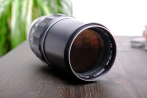 Minolta MC 3.5 / 200 mm | Teleobjektiv f. Analogkameras wie SRT, X-300, X-500..