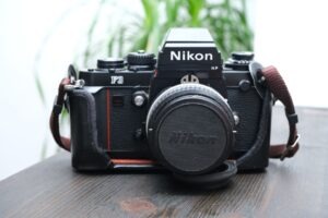 Nikon F3 HP | mit 1.8 / 50mm | Top Zustand | die Profi SLR von Nikon