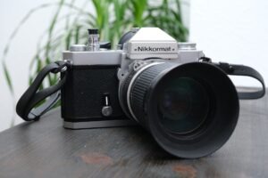 Nikkormat FT 2 | Kameraklassiker von Nikon mit Zoom 43-86mm | Gepflegter Zustand
