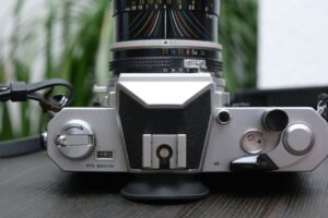 Nikkormat FT 2 | Kameraklassiker von Nikon mit Zoom 43-86mm | Gepflegter Zustand