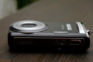 Pentax Optio M 60 | schwarz | sehr schöne, kompakte 10 MP Digitalkamera