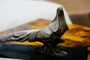 Pfau Skulptur (Bronze) | Französiches Art Deco | Auf Stein- und Onyxplatte