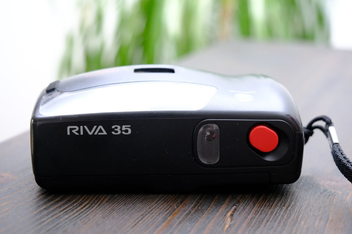 Minolta Riva 35 | puristische Analoge Point & Shoot Kamera