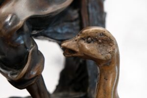 Bronze Figur | Junge mit Ente | von H. Cauer | Signiert | sehr dekorativ