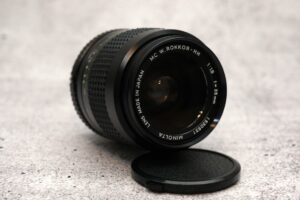 Minolta W. Rokkor-HH MC 35mm 1.8 Weitwinkelobjektiv f. Analogkameras