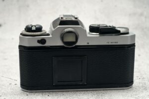 Nikon FE chrome | mit Nikon Zoom 35-105mm | Gepflegter Zustand