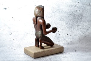 Bronze Statuette des opfernden Pharao Thutmosis