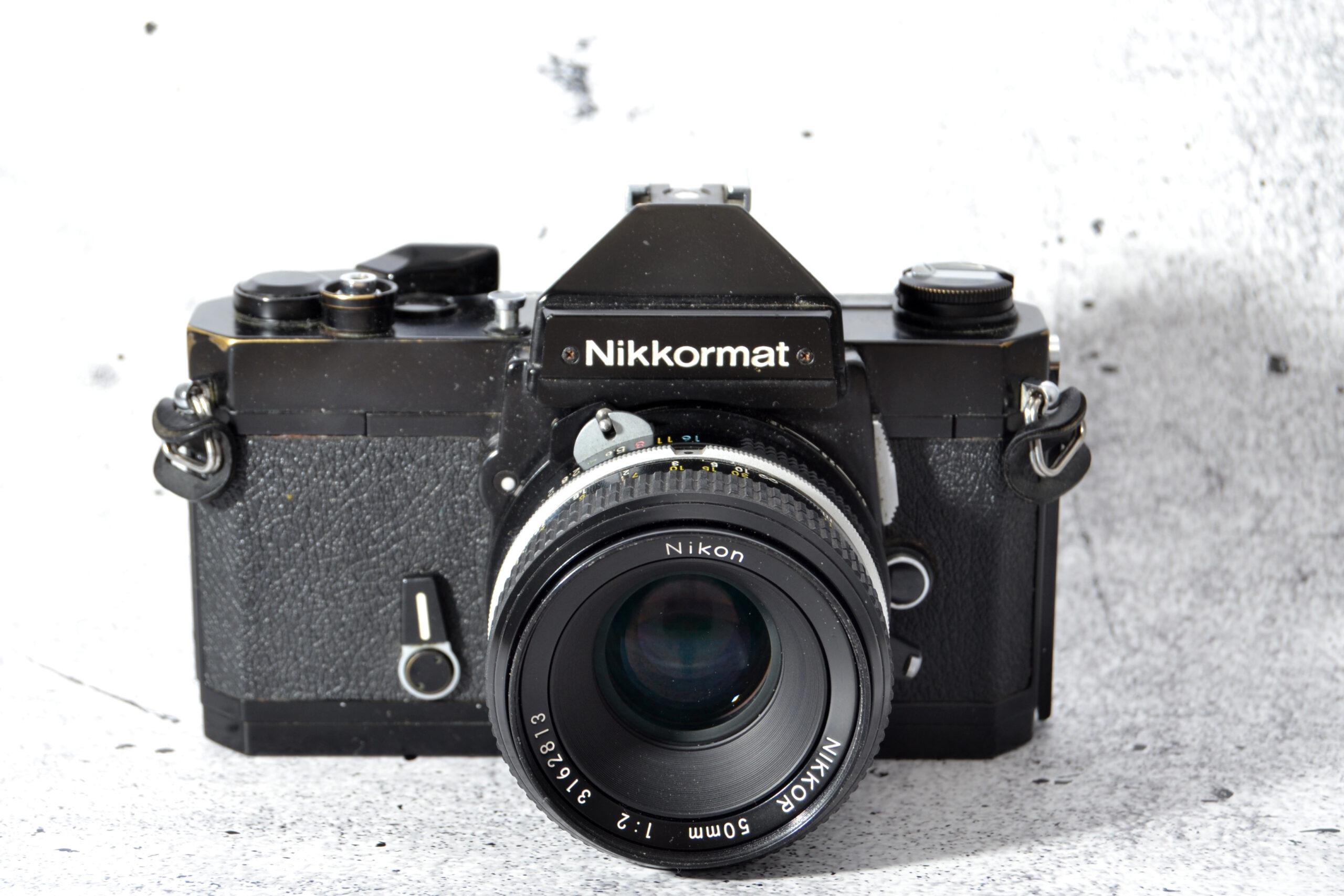 Nikkormat FT 2 | black | Kameraklassiker mit Nikkor 2.0 / 50mm - top Zustand