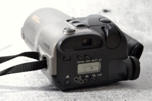 Canon Epoca | außergewöhnliche Bridgekamera mit Zoom 35-105 mm