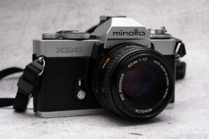Minolta XD-5 mit Objektiv MD Rokkor 50 mm / 1.7 (55 mm) | Eine Kameralegende