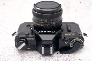 Canon AE-1 black mit Canon FD 50mm / 1.8 | toller Zustand