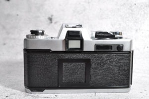 Yashica FR II mit 50 / 1.9