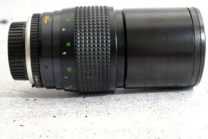 Minolta MC Rokkor QF 200mm / 3.5 | Teleobjektiv f. Analogkameras (SRT, XE, etc)