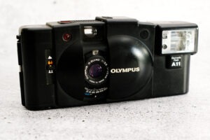 Olympus XA2 | "boxed" | Point & Shoot Klassiker mit 3.5 / 35 mm | Mit A11