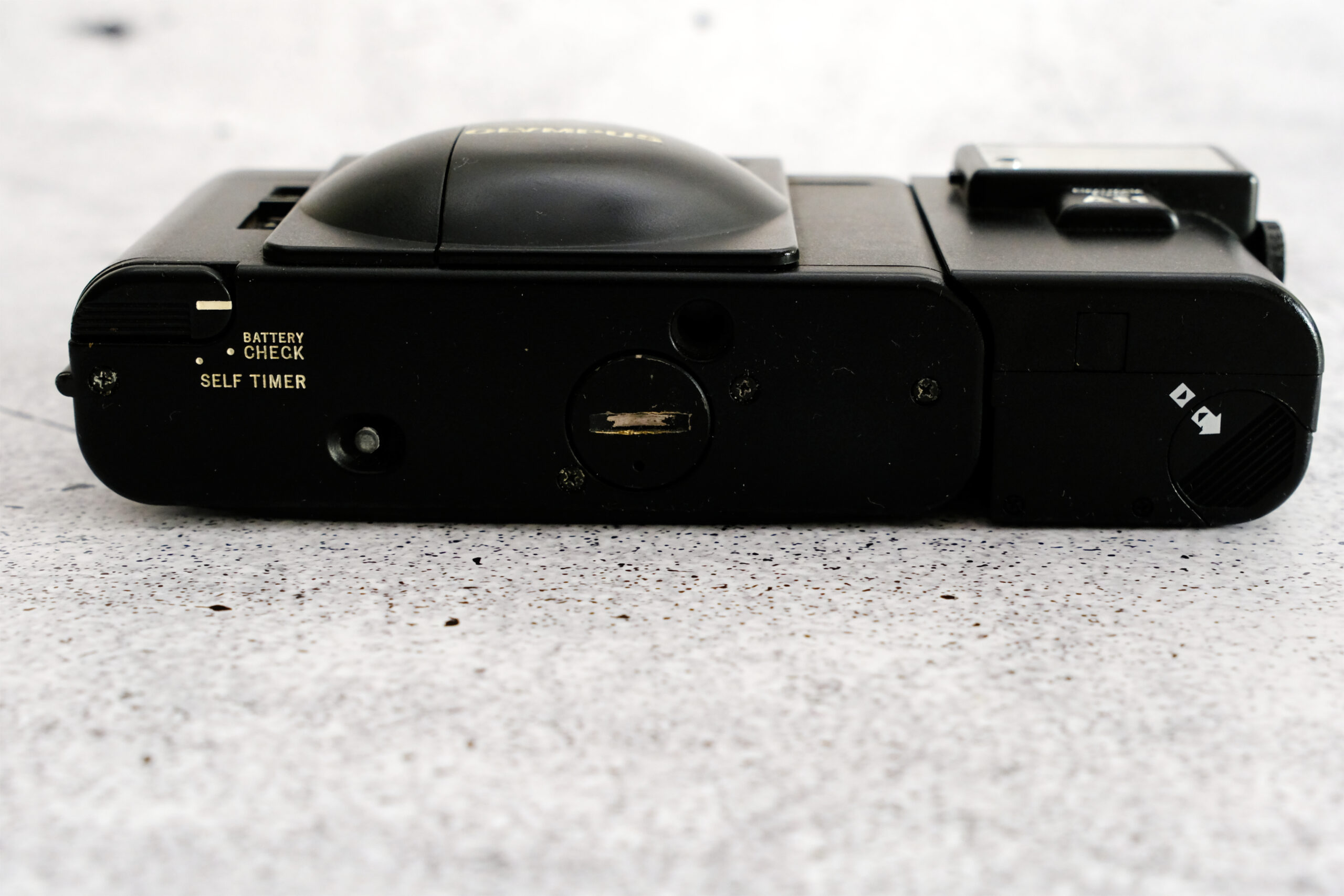 Olympus XA2 | "boxed" | Point & Shoot Klassiker mit 3.5 / 35 mm | Mit A11