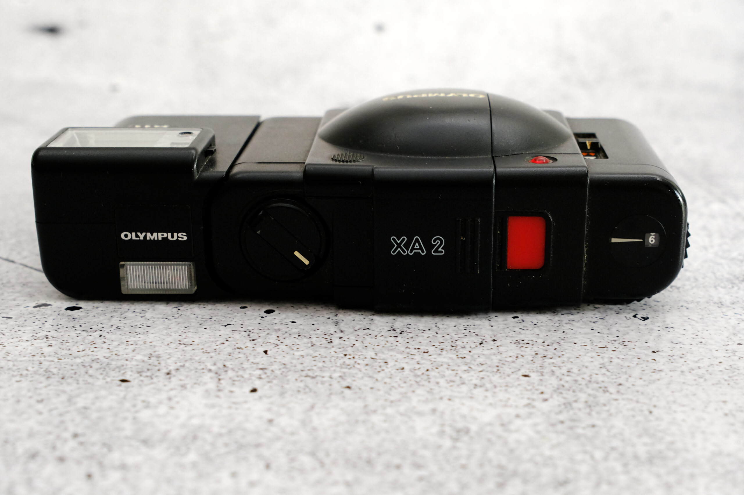 Olympus XA2 | "boxed" | Point & Shoot Klassiker mit 3.5 / 35 mm | Mit A11