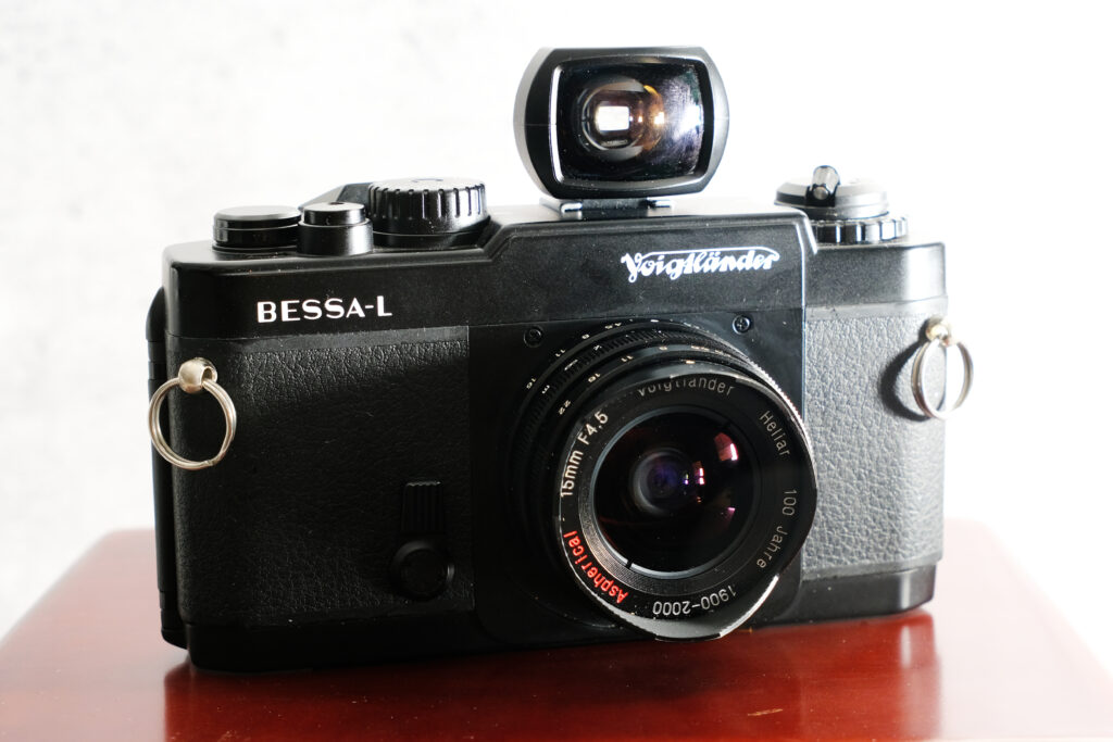 Voigtländer Bessa-L Set 100 Jahre Heliar | 15mm f/4.5 | Nr. 71/500 | sehr gut