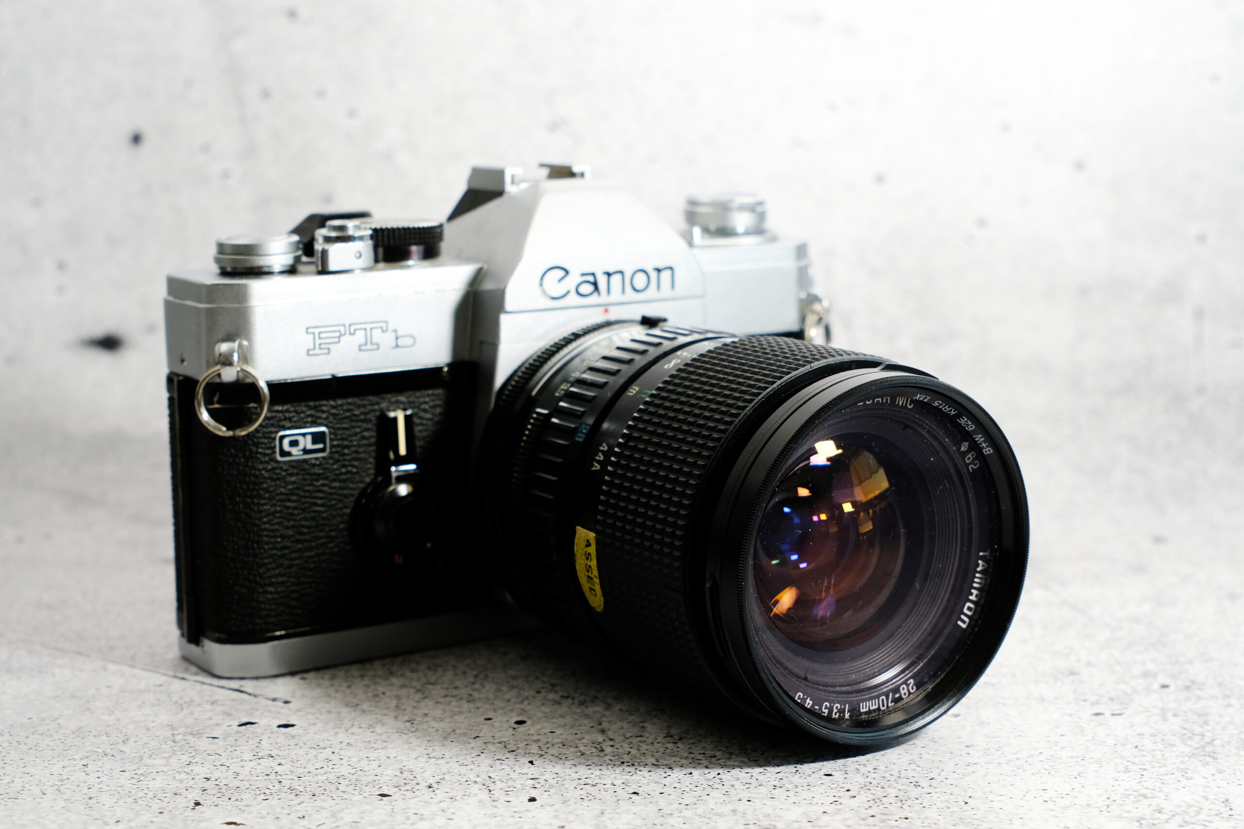 Canon FTb mit Tamron 28-70 mm - Robuster SLR Klassiker